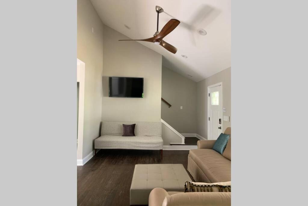 Modern Home:3 Bedroom;2.5 Bath Near M-Benz Stadium Атланта Екстериор снимка