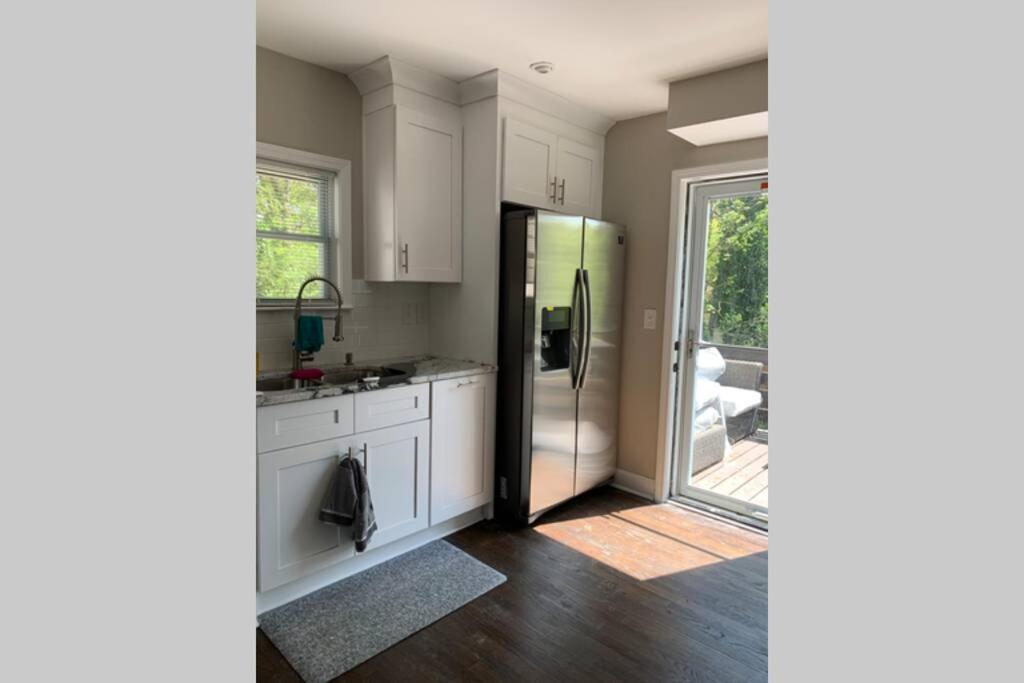 Modern Home:3 Bedroom;2.5 Bath Near M-Benz Stadium Атланта Екстериор снимка